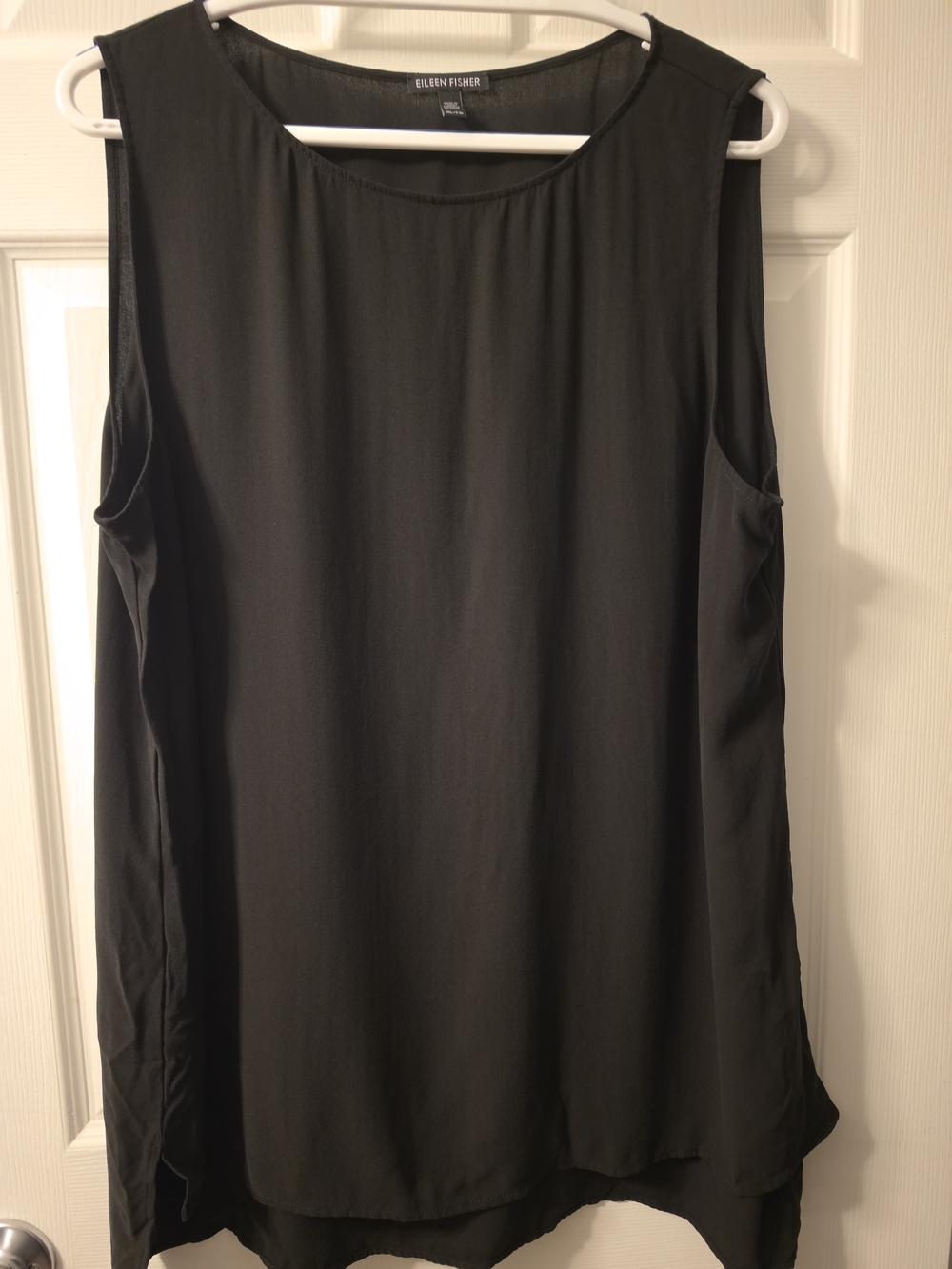 Eileen Fisher Black Sleeveless Scoop-Neck Tunic Tank